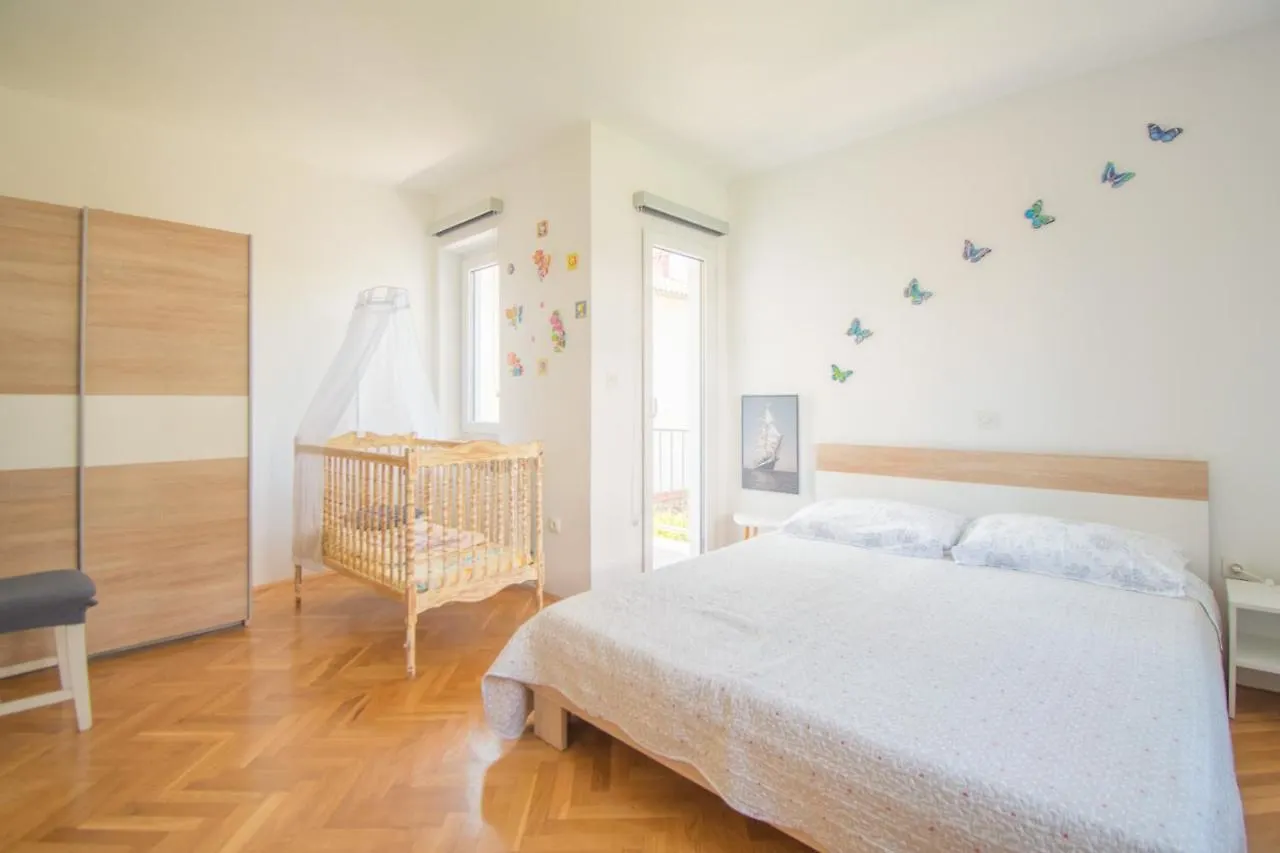 Villa Pia Пула 0*,