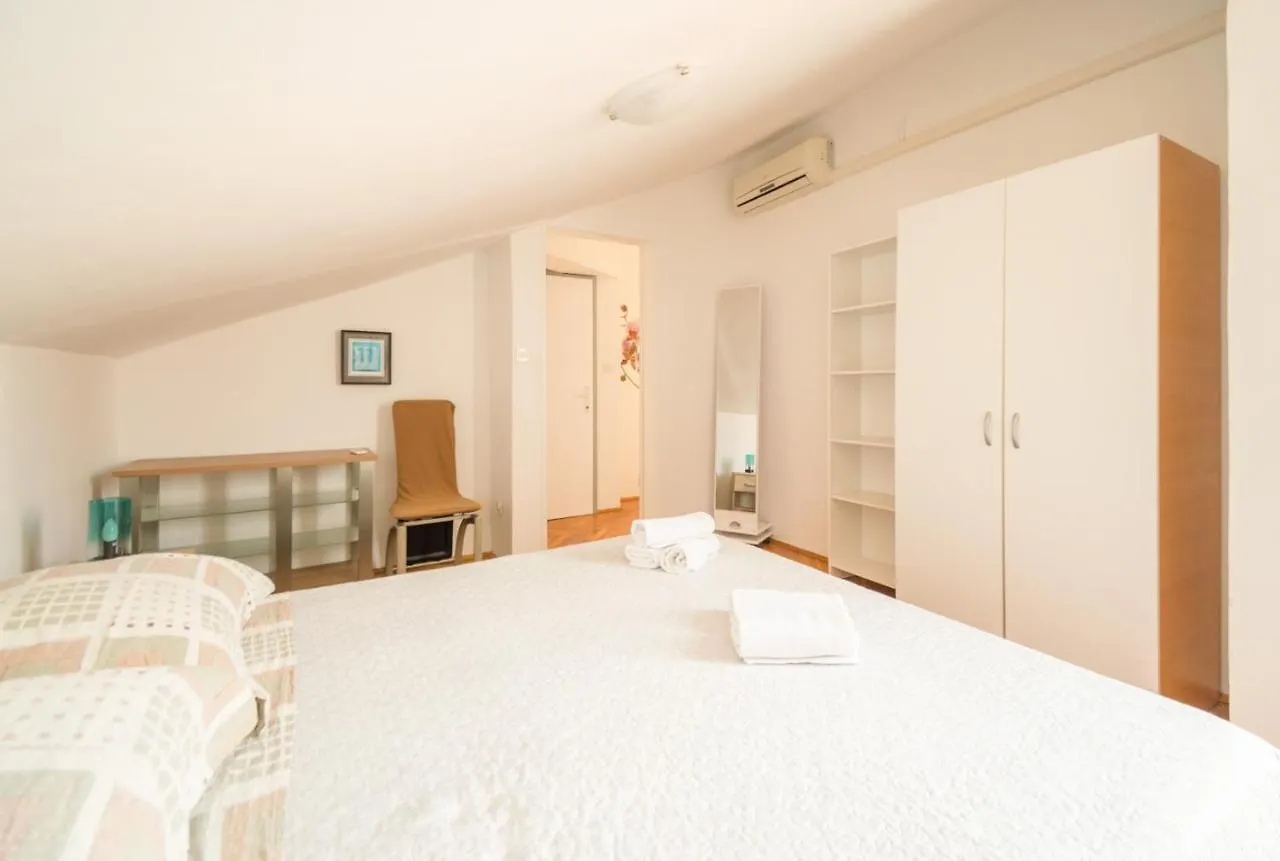 Villa Pia Пула 0*,  Хорватия